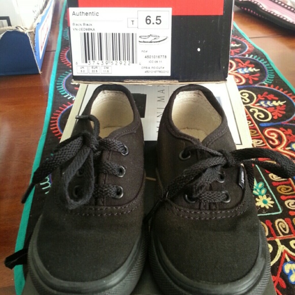 Toddler VANS sneakers, 6.5, . NWB