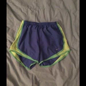 Kids nike running shorts