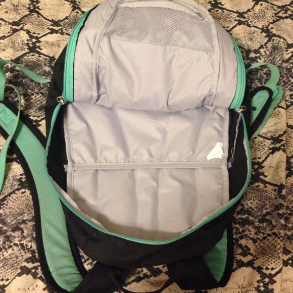 (Sold Locally) Nike SB Backpack - Picture 2 of 2