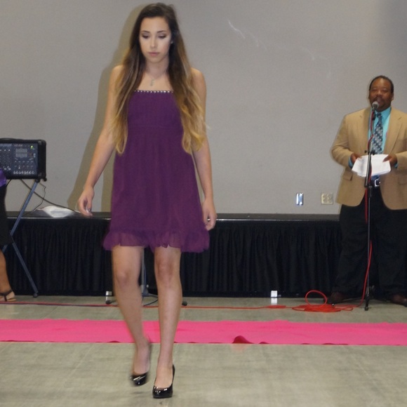 👑#1 Burgundy Mulberry Dress - Small (Clearance) - Picture 2 of 4