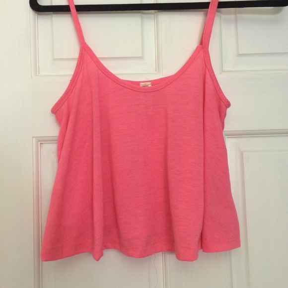 Pink crop tank - Picture 1 of 2