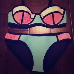 NEW Neoprene bikini set