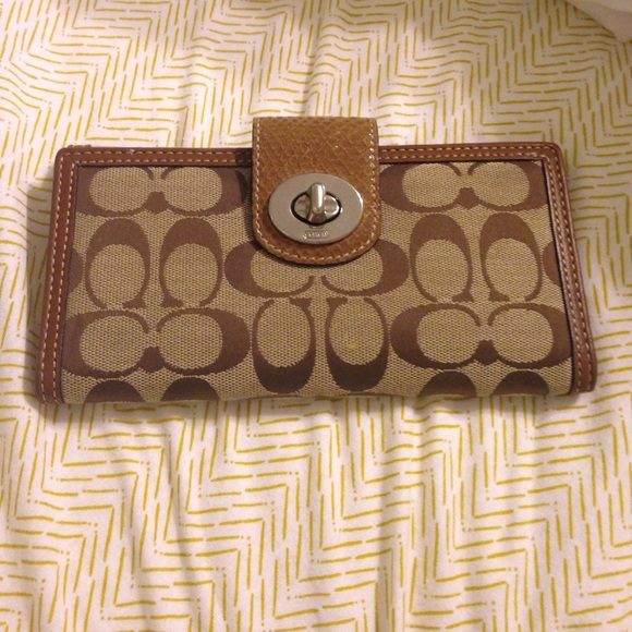 Coach Handbags - HOLD FOR @amanda0721 -- Authentic COACH wallet!!