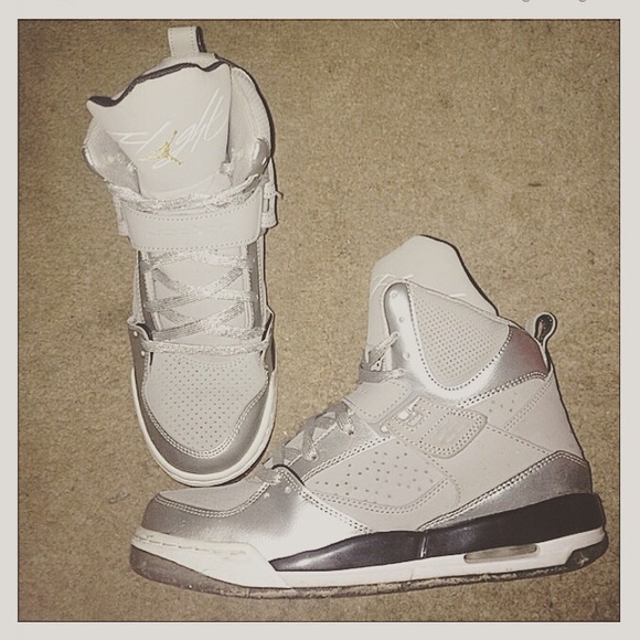 Jordan high tops - Picture 1 of 1