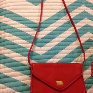 Red Perry Ellis cross-body purse