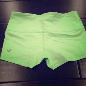 New Lululemon workout shorts