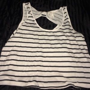 Forever 21 top with Bow cutout on back