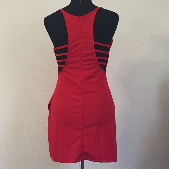 Red asymmetrical dress with strapped back - Picture 3 of 3
