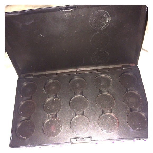 Empty MAC eyeshadow Palette (older version)