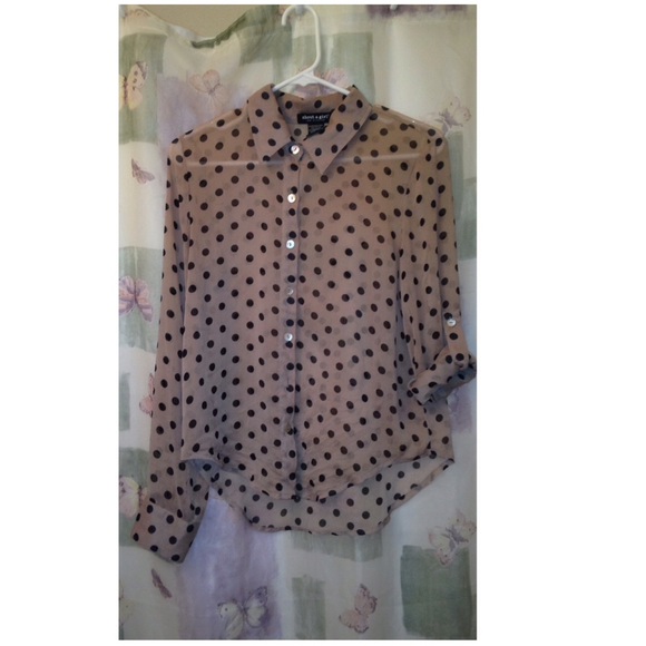 Button-up collared top