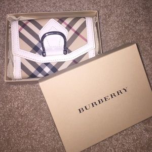Burberry wallet