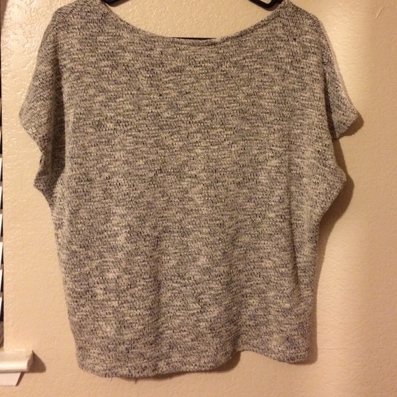 Top - Picture 2 of 2