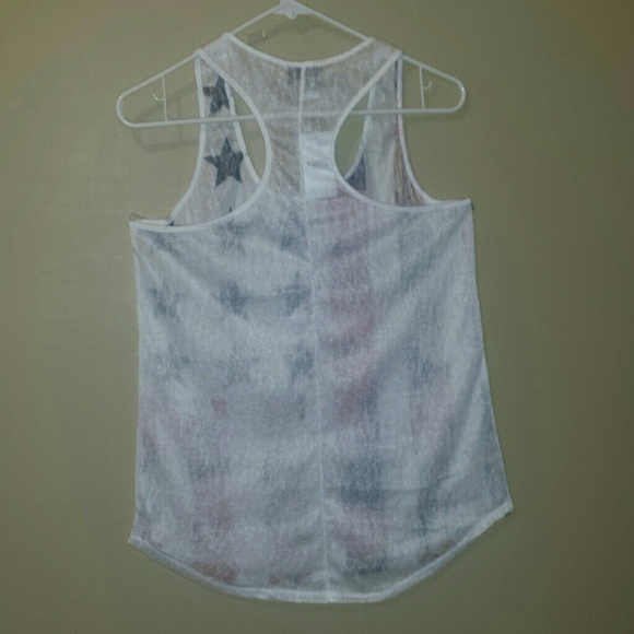 Size Medium Tank top (Rue21) - Picture 3 of 3