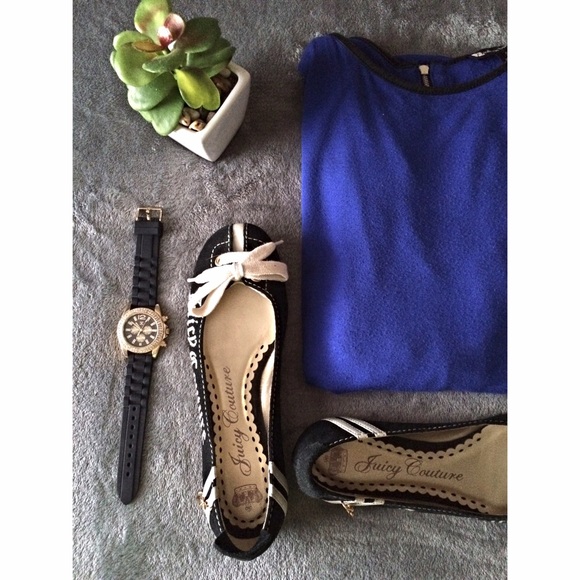 REDUCED PRICE Juicy Couture Flats🔱