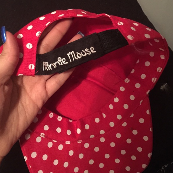 Minnie Mouse red polka dot hat - Picture 2 of 2