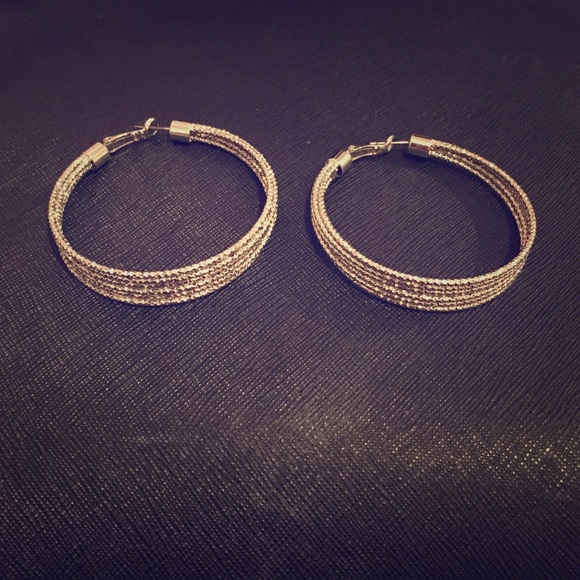 medium sized hoops