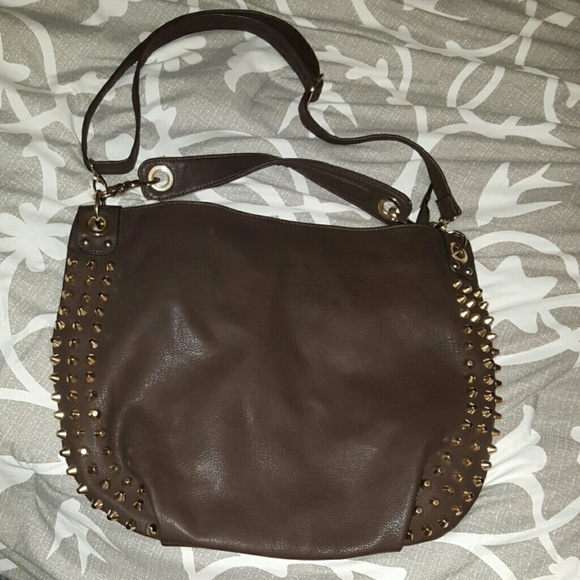 LARGE BOHO STUDDED BAG