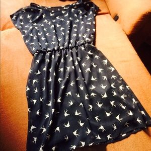 [[NWOT]] Black dress coved in mini tan bird decals