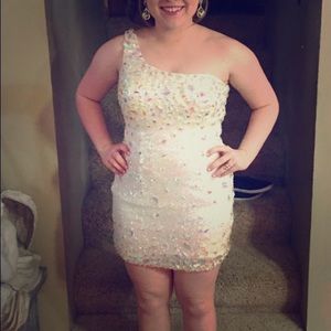 Dress from unusual junction