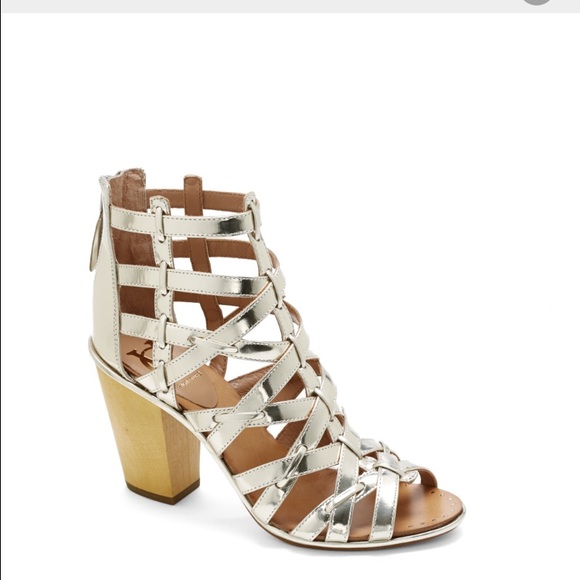 VC Signature By Vince Camuo Odetta Leather Heele