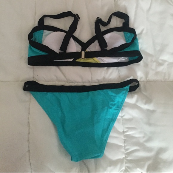 🌟sold🌟Brand new color block bikini - Picture 3 of 4