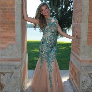 Beautiful Sherri Hill Dress Style # 1939