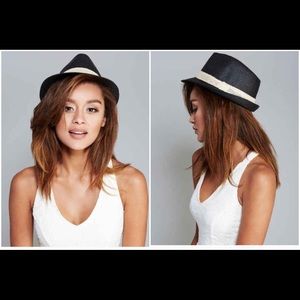 NWT black classic straw fedora