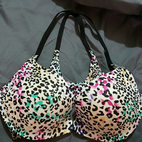 Victoria's Secret racer back push up.