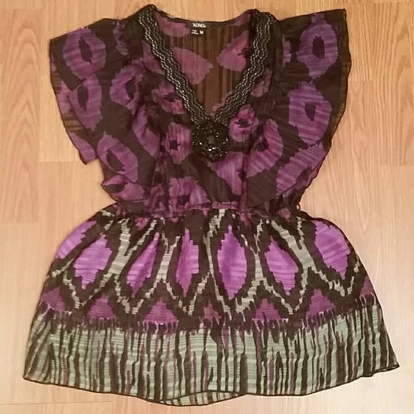 Shear purple black top