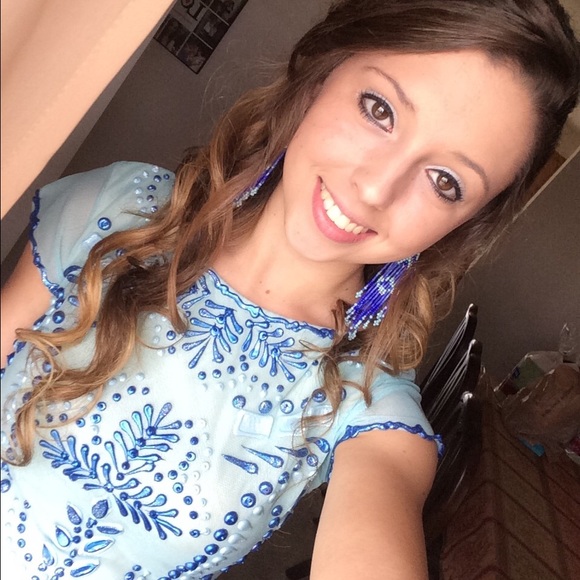 Homecoming Dress - Picture 3 of 3