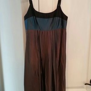 BCBG dress size 8. Perfect for the holidays!
