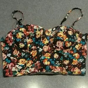 Crop top, zipper in the back