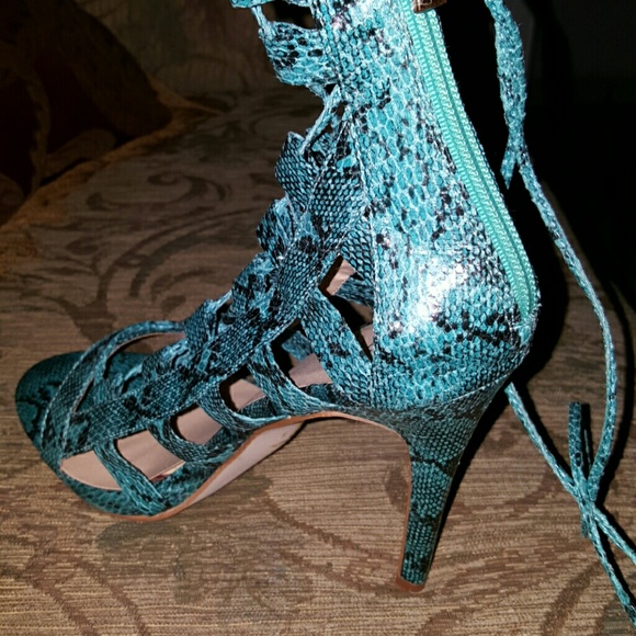 Justfab heels - Picture 4 of 4