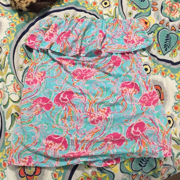 Strapless flowy shirt