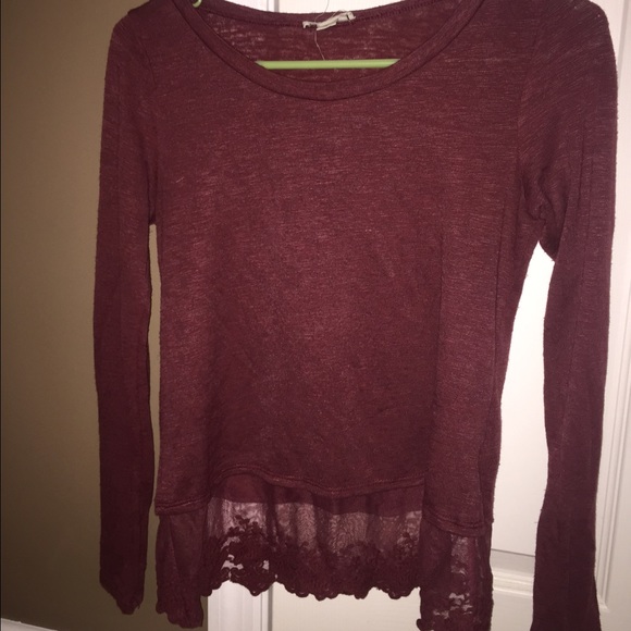 Maroon long sleeve shirt