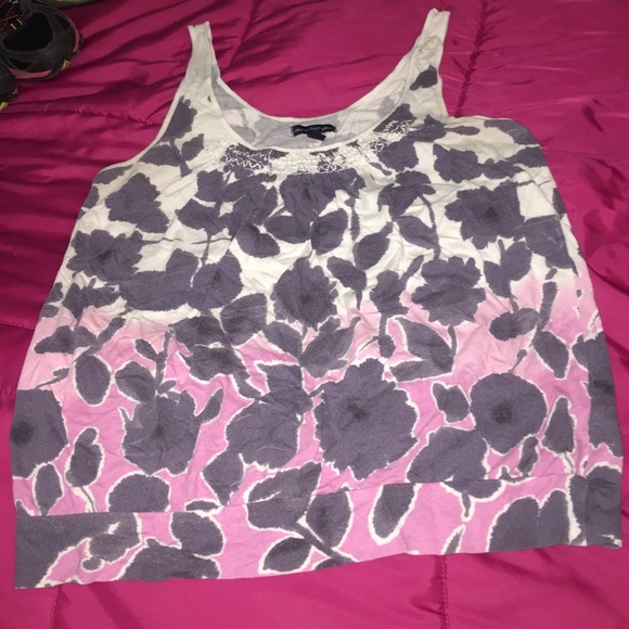 American Eagle large top