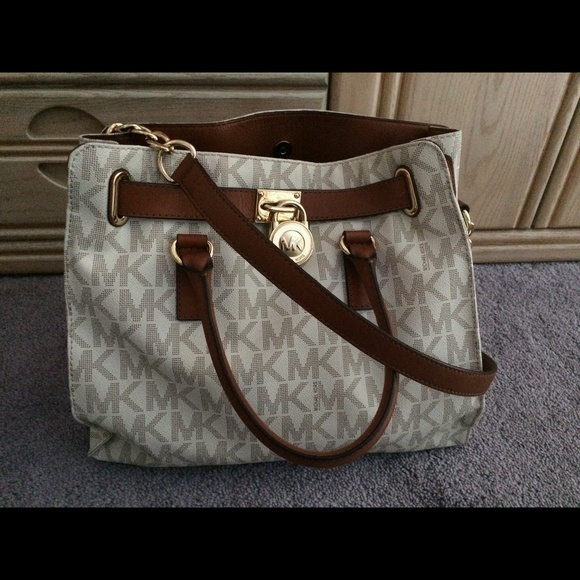 Michael Kors Signature Hamilton Bag