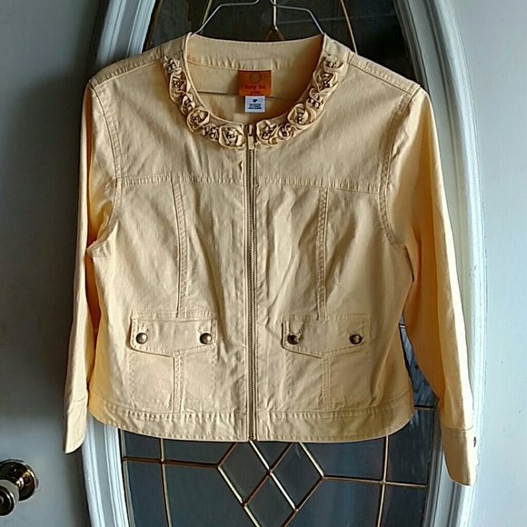 TRADED in bundle.   BRuby Road jacket