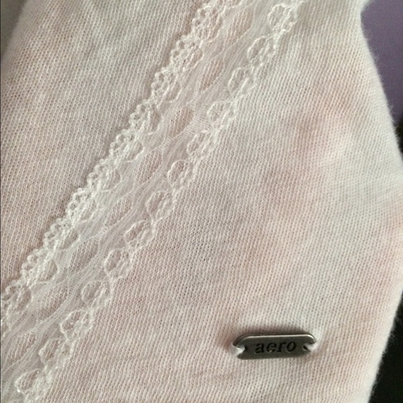 White lace tank - Picture 3 of 3