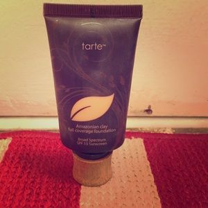 Tarte Amazonian clay full coverage foundation