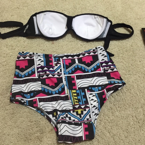 BRAND NEW High wasted swim suit - Picture 2 of 2