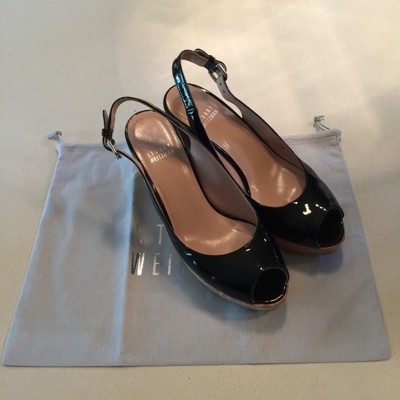 Stuart Weitzman JEAN Black Patent Wedge Size 7.