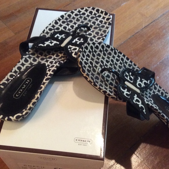 Coach Black & White Butterfly Flip Flops Size 8