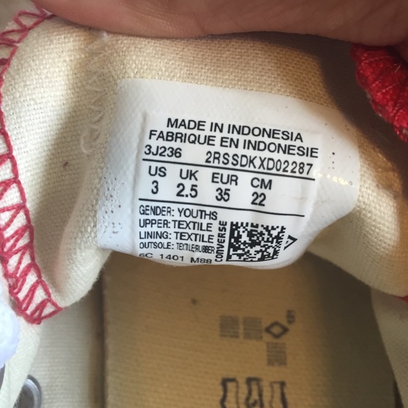 Converse - Picture 4 of 4