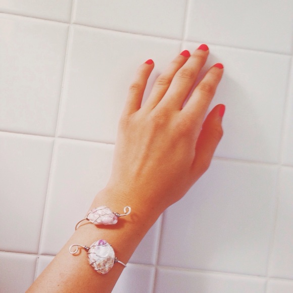 seashell bracelet