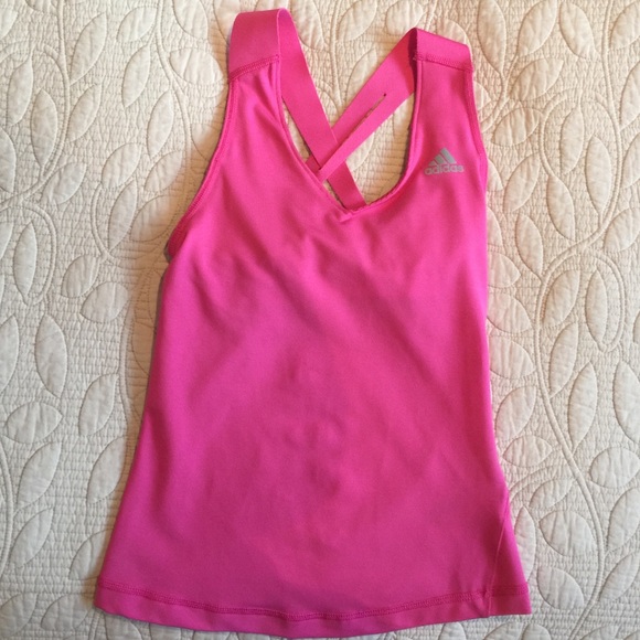 Hot pink Adidas athletic tank🎀💪🏻