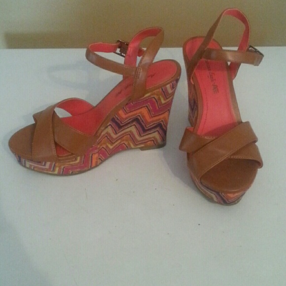 Wedge sandals - Picture 2 of 4