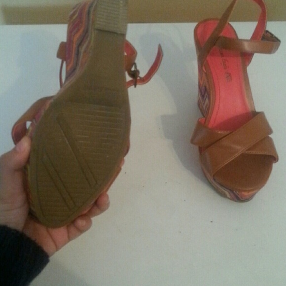 Wedge sandals - Picture 3 of 4