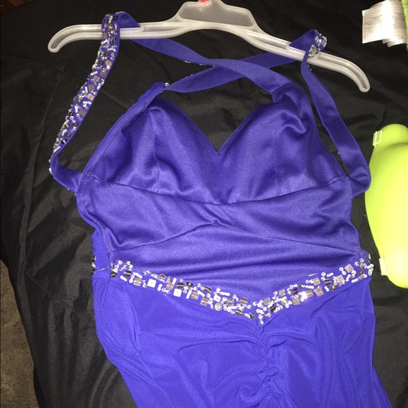 Prom Dress - Picture 2 of 4