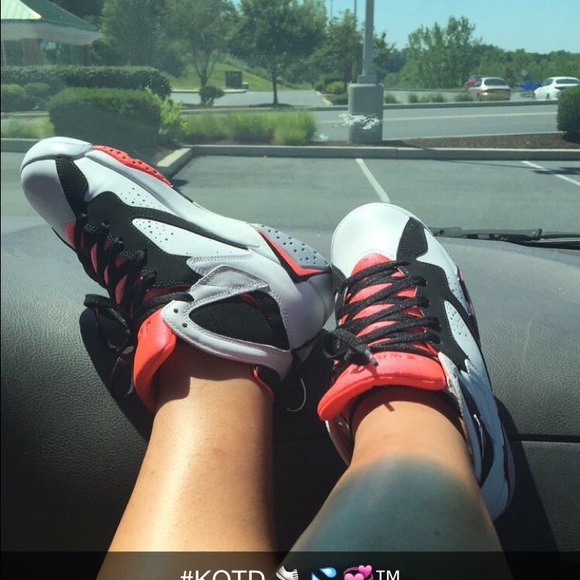 Jordan's - Picture 1 of 2